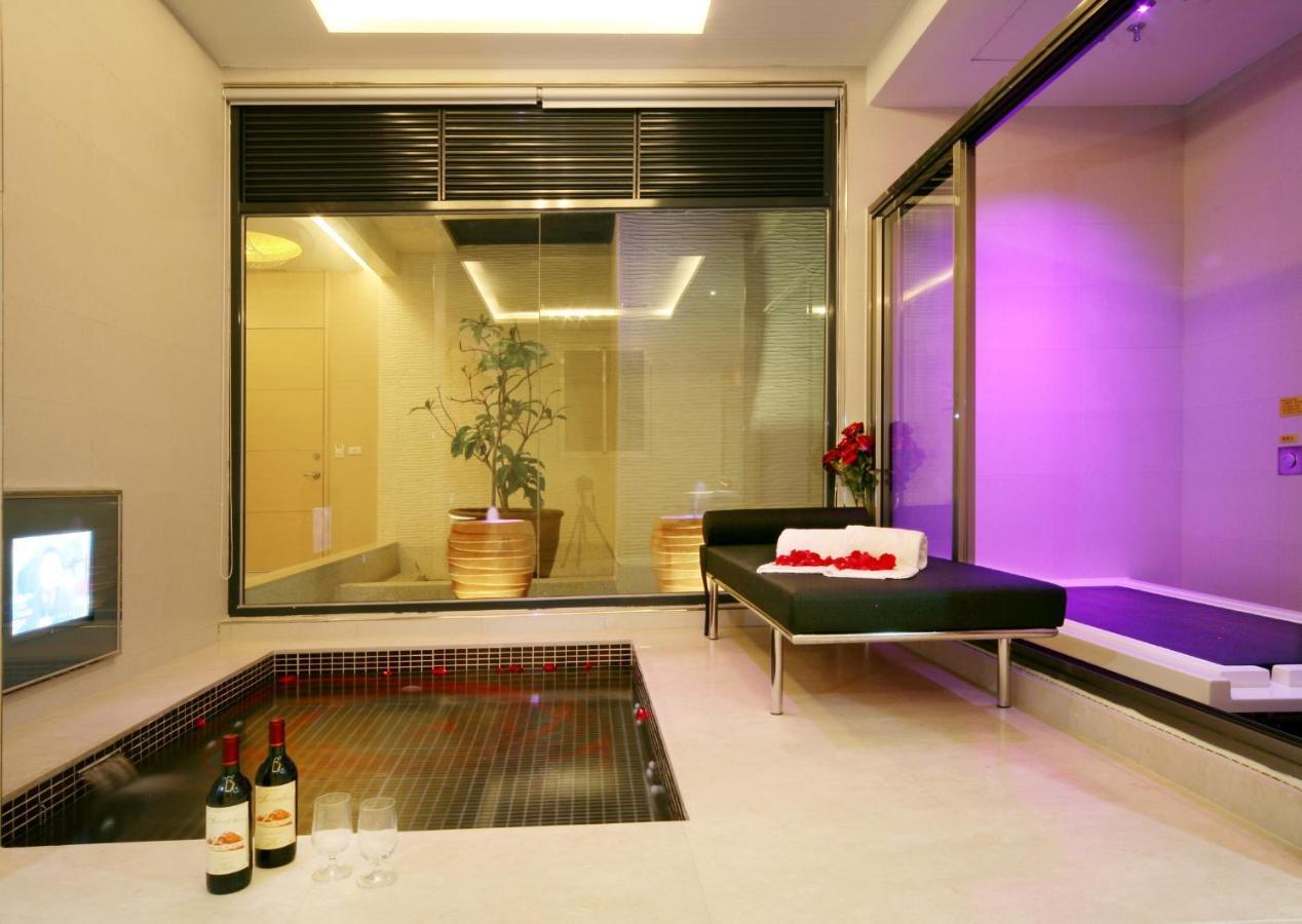 Spring Young Motel Fengyuan Exterior foto
